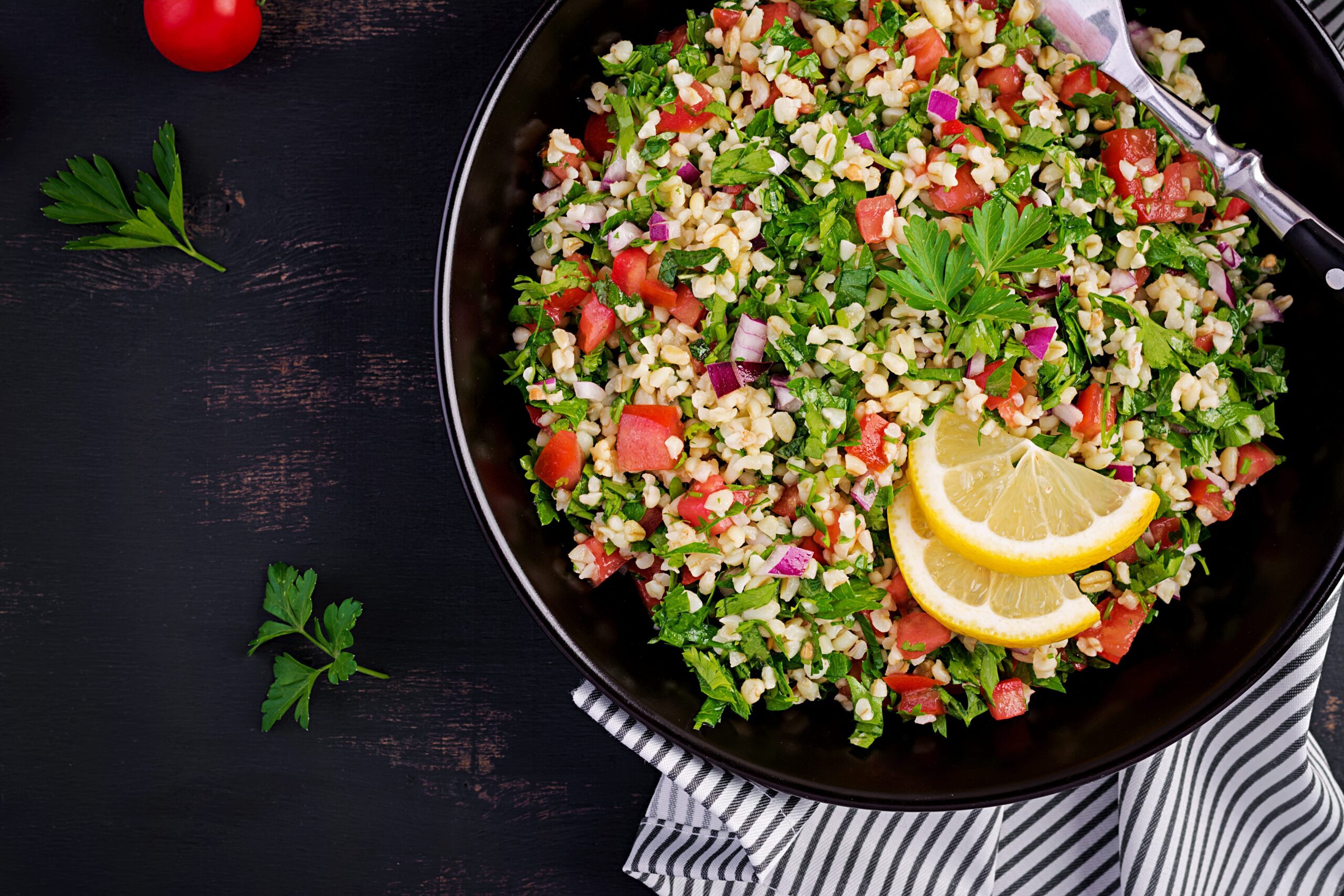 Tabbouleh rețeta originală pregătită în stil libanez autentic